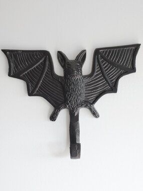 Black Cast Iron Metal Vampire Bat Wall Hook Spooky Gothic Halloween Decor